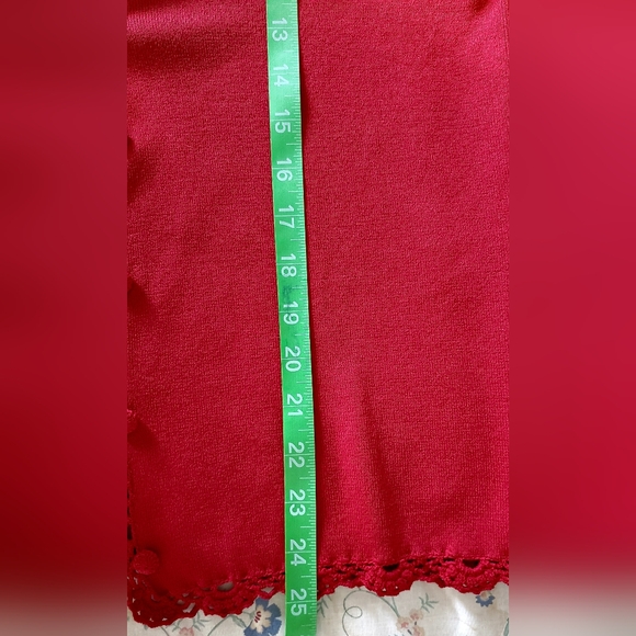 Pretty red NWT sweater sz small - Picture 6 of 7